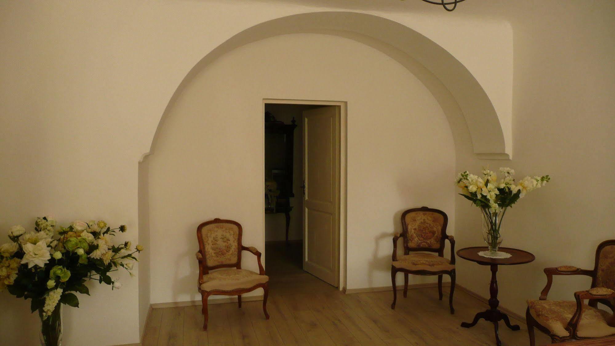 Apartment Dum U Cerneho Beranka Praga Exterior foto